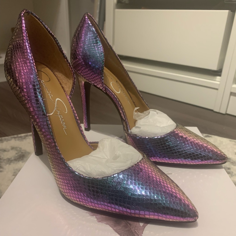 Jessica Simpson Iridescent Pump